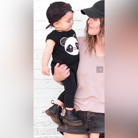 Dr. Martens INFANT 1460 SOFTY T LEATHER LACE UP BOOTS Size 6 NWOB - Picture 11 of 11